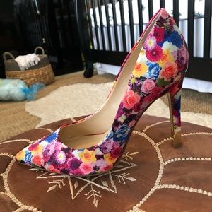 Guess floral heels